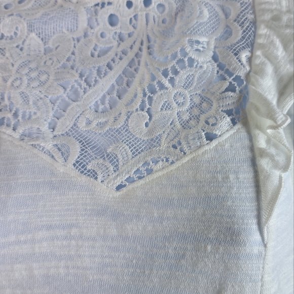 Express White Lace Pieced Mock Neck Top Size XS - Picture 11 of 17